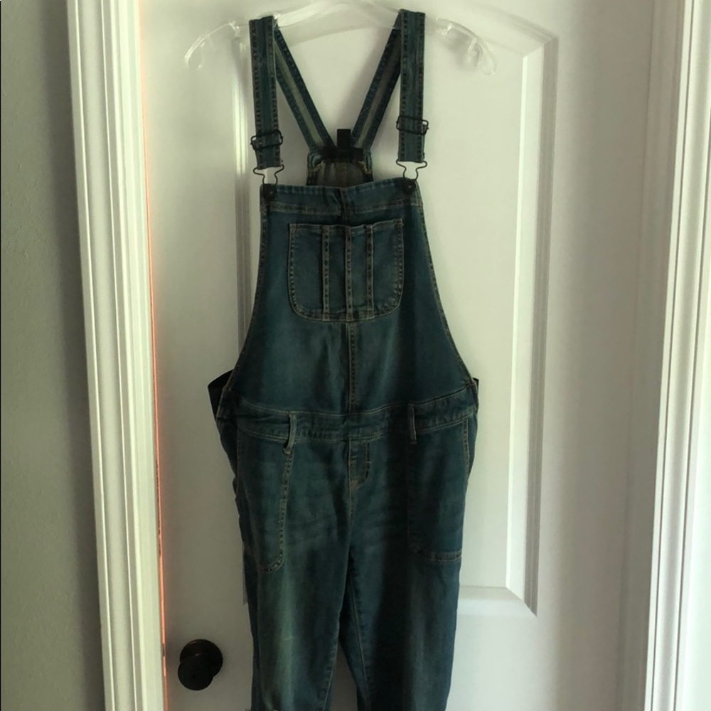 Denim Overalls Indigo Blue size medium Maternity